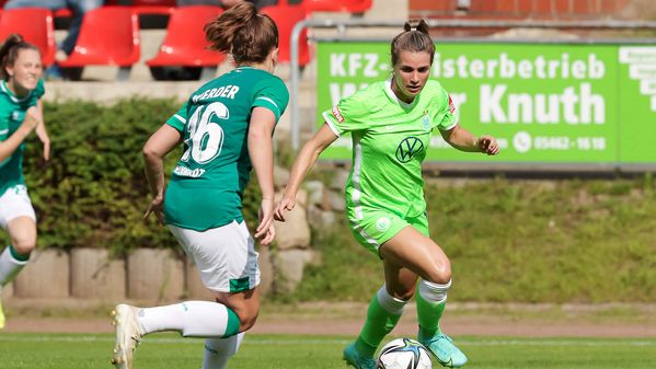 Eine Spielszene unserer Frauen aus dem Spiel gegen Werder Bremen.