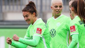 Felicitas rauch jubelt nach ihrem Treffer gegen FC Carl Zeiss Jena.